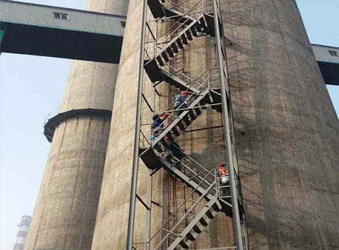 蚌埠烟囱安装之字梯安全防护措施