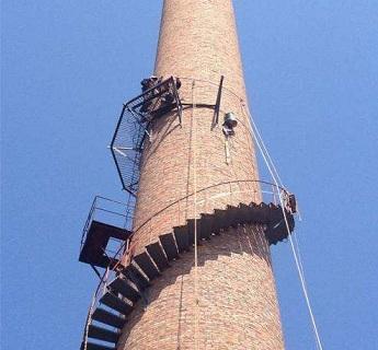 锦州烟囱安装旋转梯新技术及施工工艺-无锡