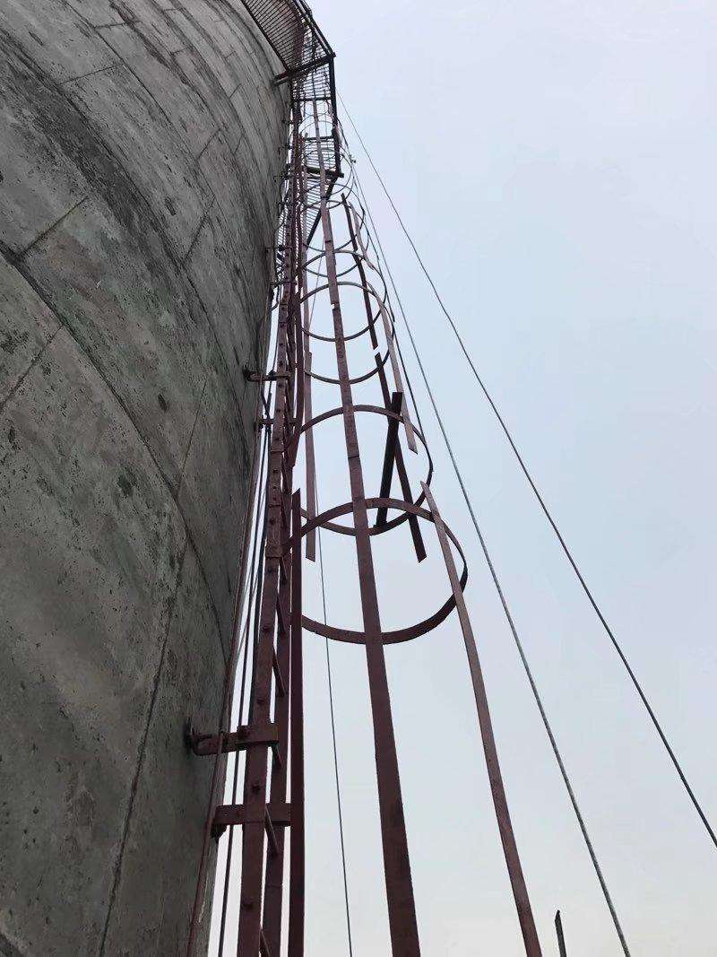 贵阳烟囱爬梯护网安装技术措施