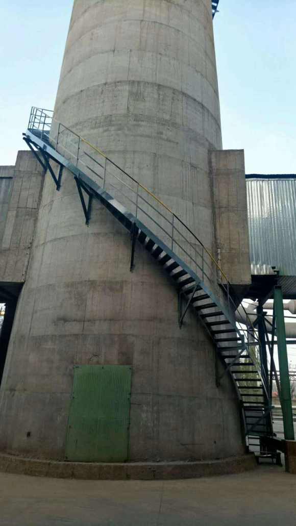 沈阳烟囱安装转梯安全防护措施