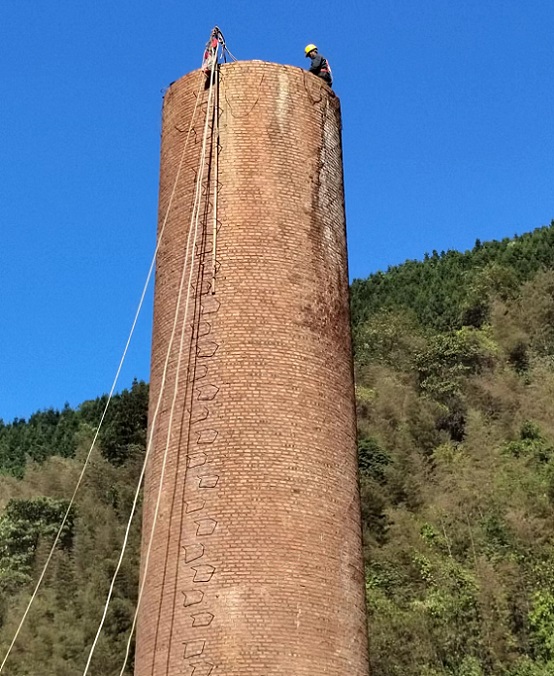 太原烟囱拆除公司:技术超前,专业拆除服务